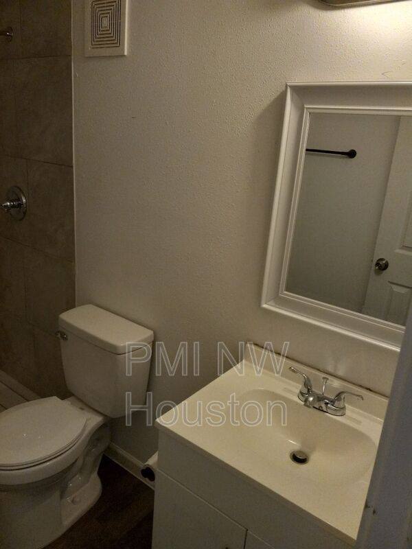 Townhouse for rent at 2681 Gessner Rd #402, Houston, TX 77080
