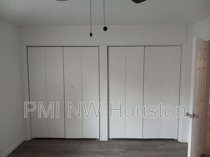 Townhouse for rent at 2681 Gessner Rd #402, Houston, TX 77080