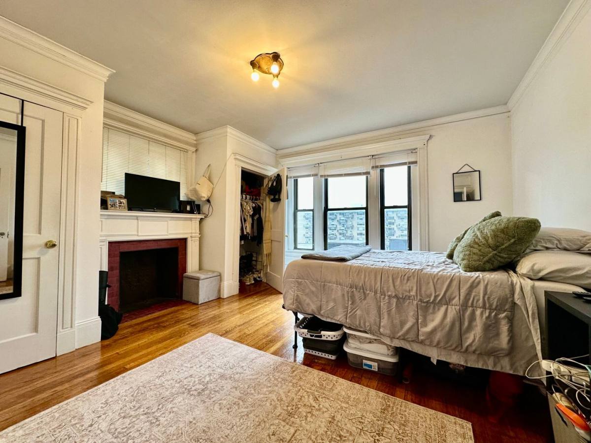 Apartment for rent at 470 Park Dr #15, Boston, MA 02215