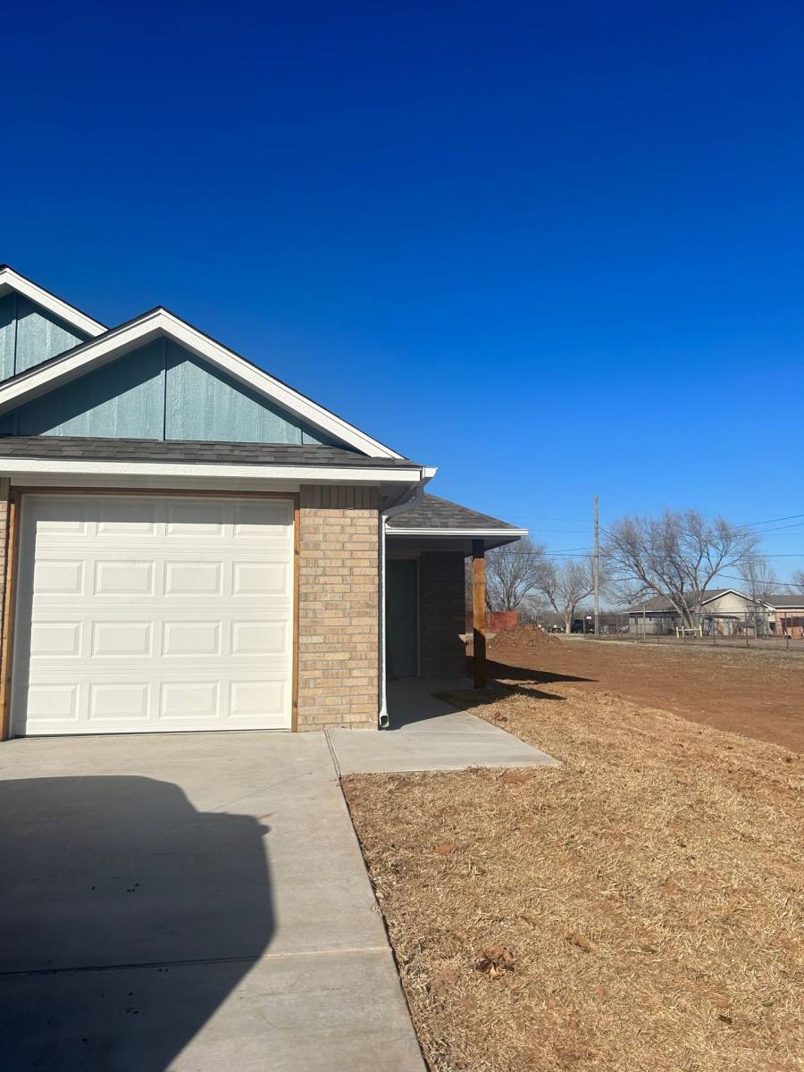 Apartment for rent at 1211 SW Oklahoma, Lawton, OK 73501