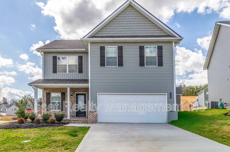 House for rent at 7703 Honey Oaks Rd #1, Corryton, TN 37721