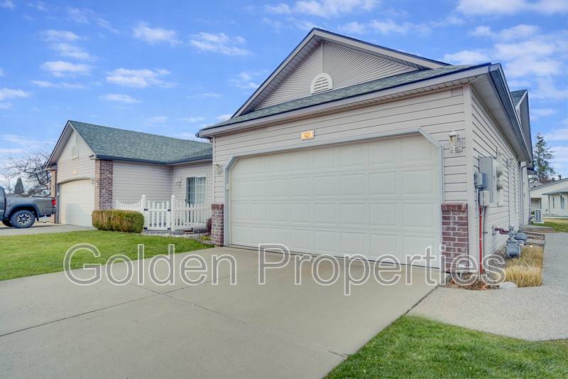 Townhouse for rent at 503 E Whitewater Lane, Post Falls, ID 83854