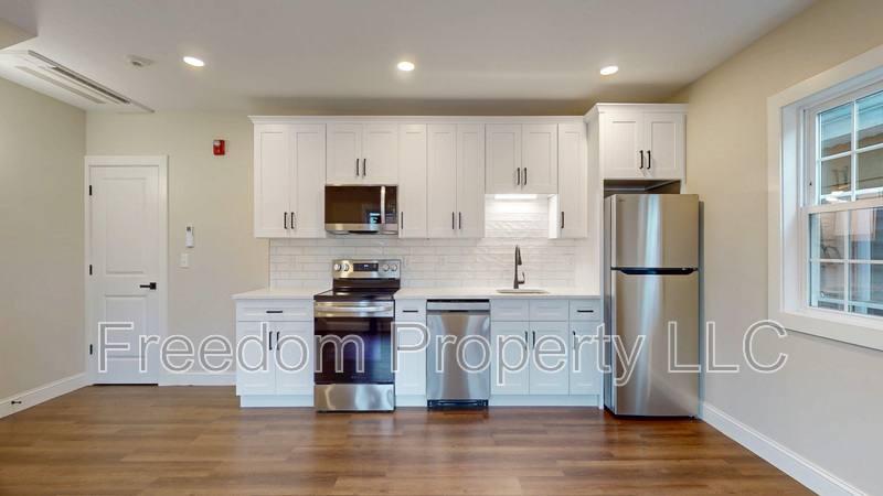 Apartment for rent at 130 Center St #2, Southington, CT 06489