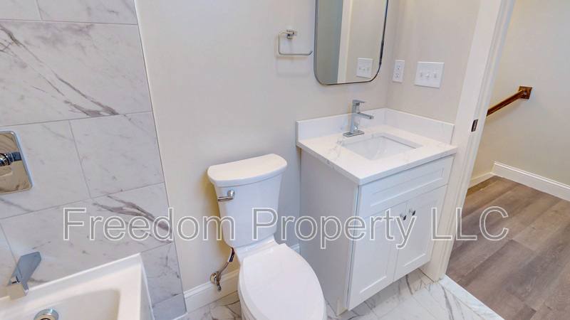 Apartment for rent at 130 Center St #2, Southington, CT 06489