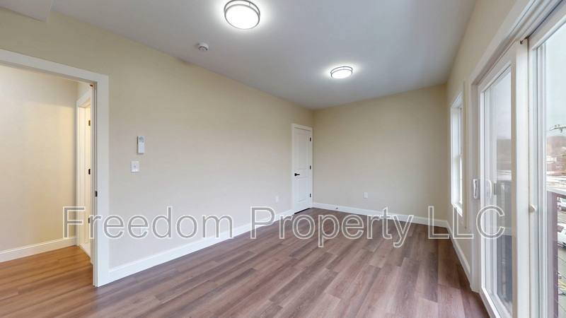 Apartment for rent at 130 Center St #2, Southington, CT 06489
