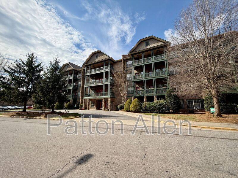 Apartment for rent at 9 Kenilworth Knoll #202, Asheville, NC 28805