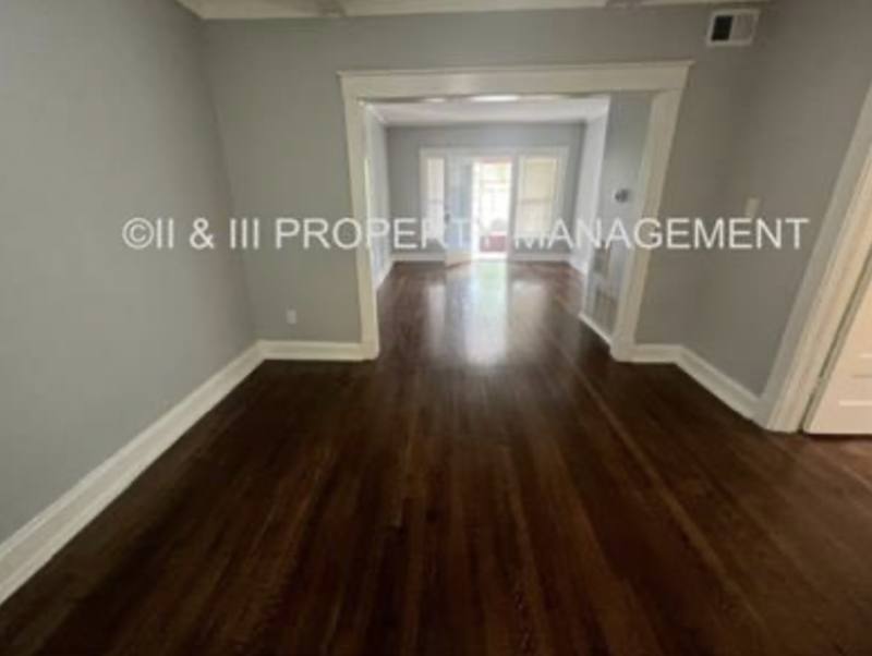 Apartment for rent at 219 W 37th St #2E, Kansas City, MO 64111