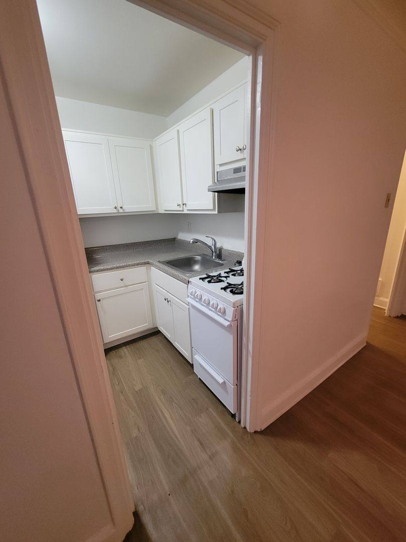 Apartment for rent at 585-587 Snegley Ave, Pittsburgh, PA 15232