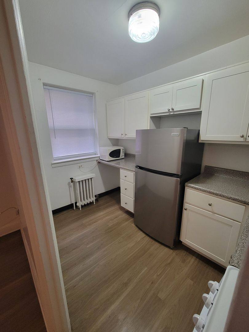 Apartment for rent at 585-587 Snegley Ave, Pittsburgh, PA 15232