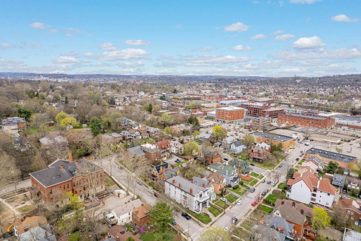 Apartment for rent at 226 E End Ave, Pittsburgh, PA 15221