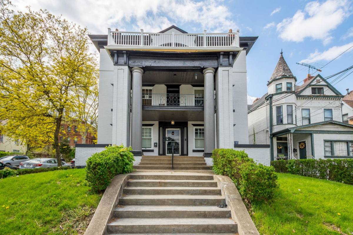 Apartment for rent at 226 E End Ave, Pittsburgh, PA 15221