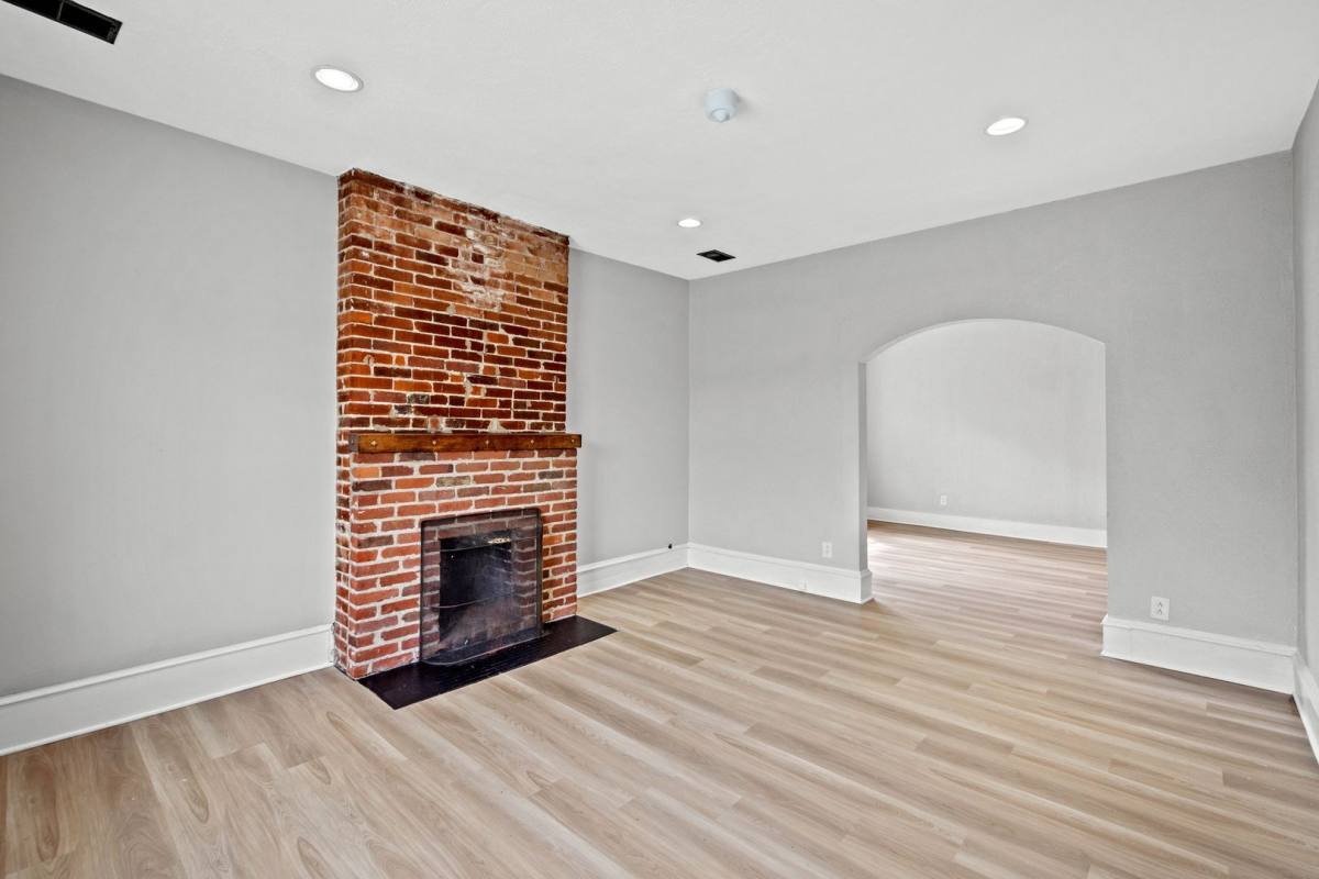 Apartment for rent at 226 E End Ave, Pittsburgh, PA 15221