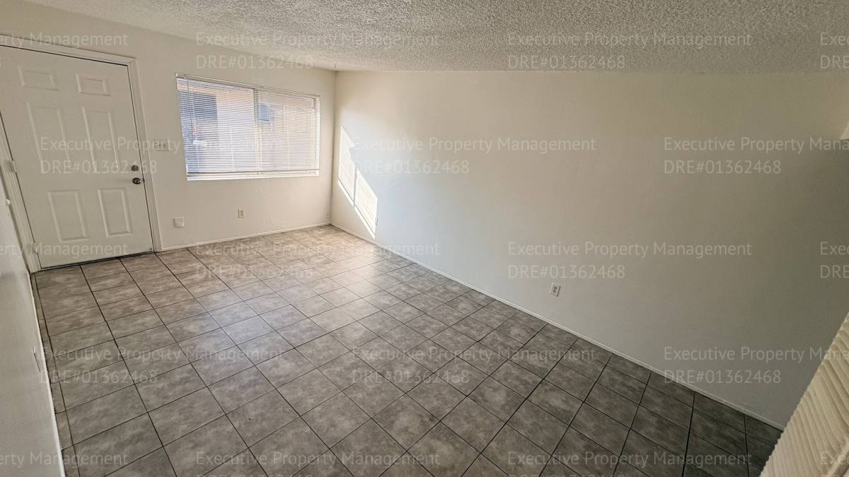Apartment for rent at 1813-1815 Oregon St, Bakersfield, CA 93305