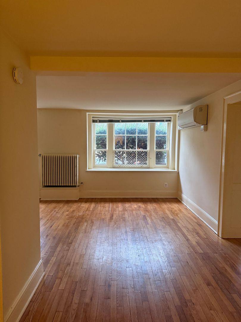 Apartment for rent at 100 E Church Gardens, Frederick, MD 21701