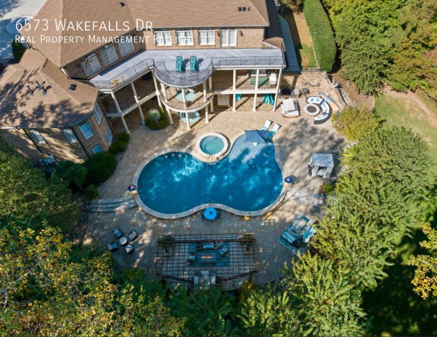 House for rent at 6573 Wakefalls Dr, Wake Forest, NC 27587