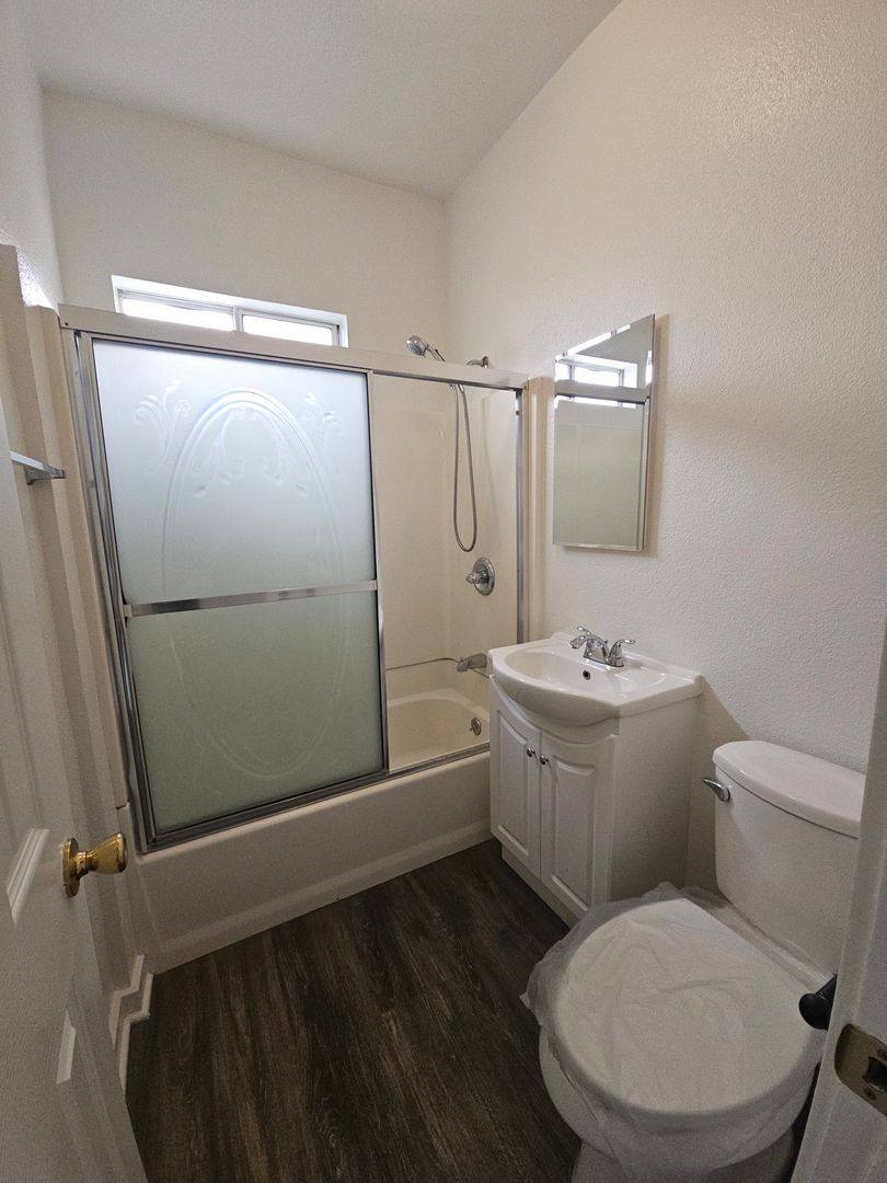 Apartment for rent at 828 S Glendale Ave #11, Glendale, CA 91205
