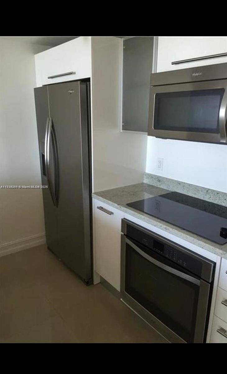 Condo for rent at 185 SW 7th St #2505, Miami, FL 33130
