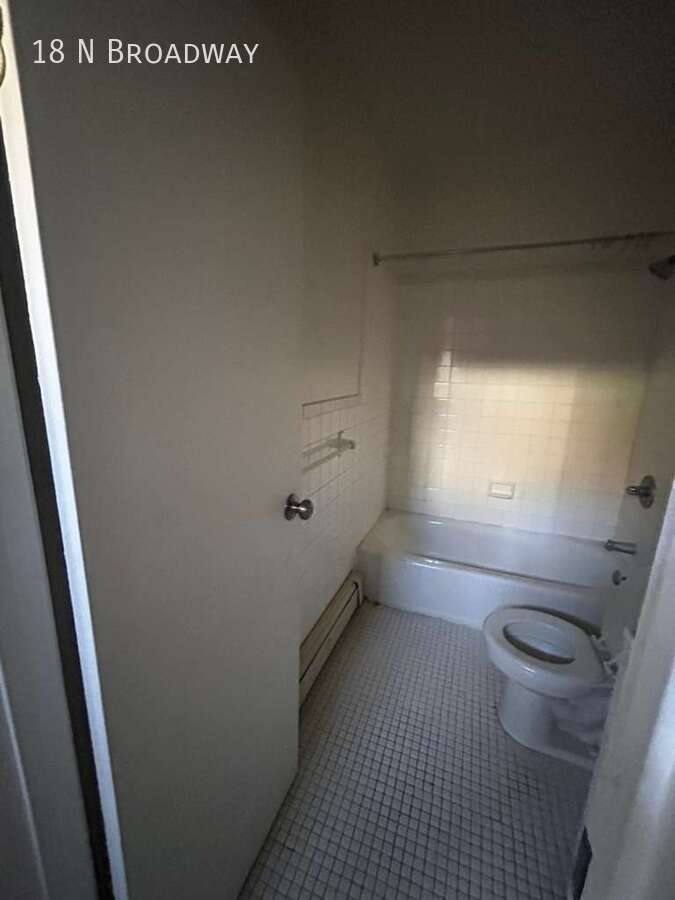 Apartment for rent at 18 N Broadway, Yonkers, NY 10701