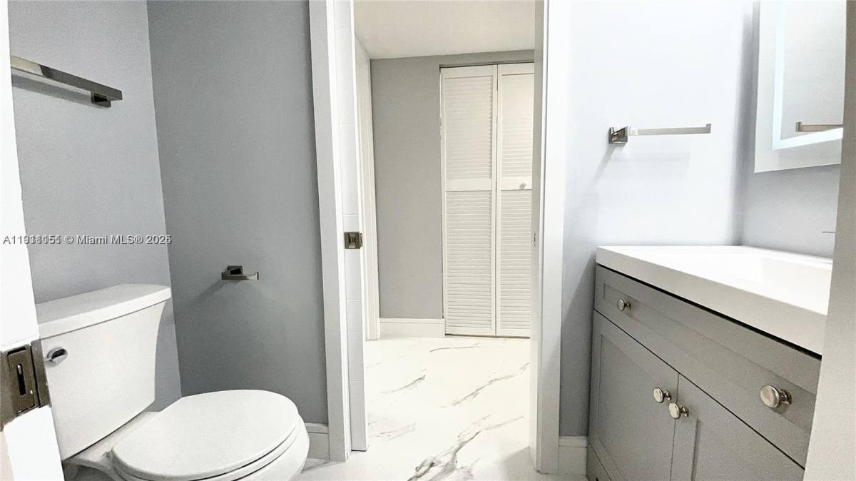 Condo for rent at 1717 N Bayshore Dr #1717A1950, Miami, FL 33132