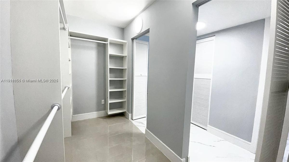 Condo for rent at 1717 N Bayshore Dr #1717A1950, Miami, FL 33132