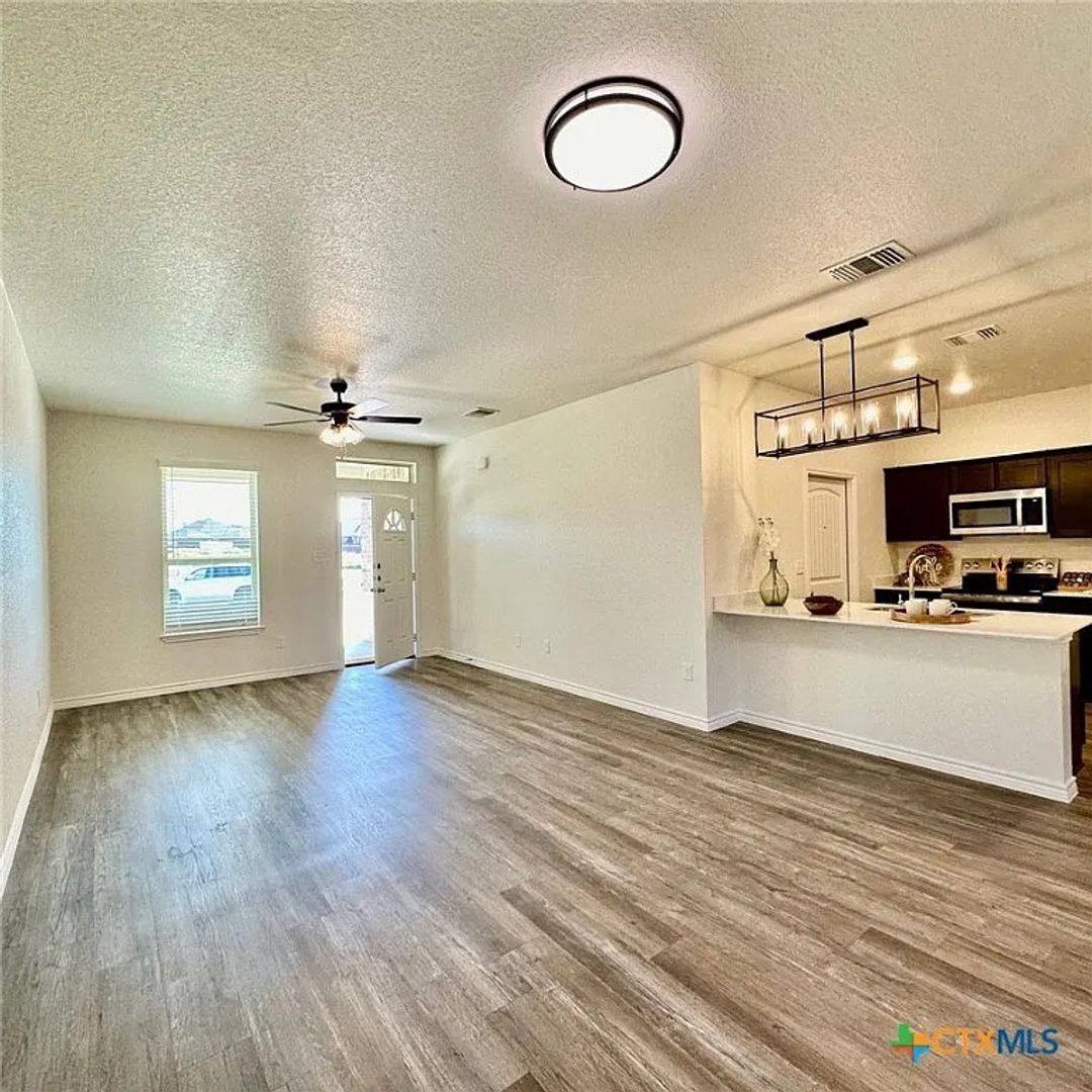 House for rent at 5209 White Rose Dr, Killeen, TX 76542