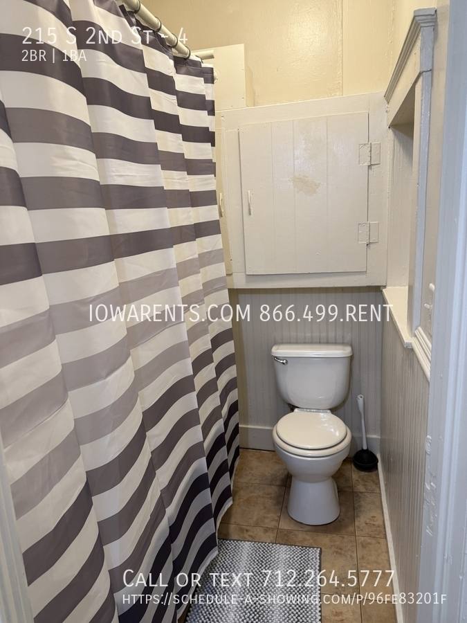 Apartment for rent at 215 S 2nd St #4, Red Oak, IA 51566