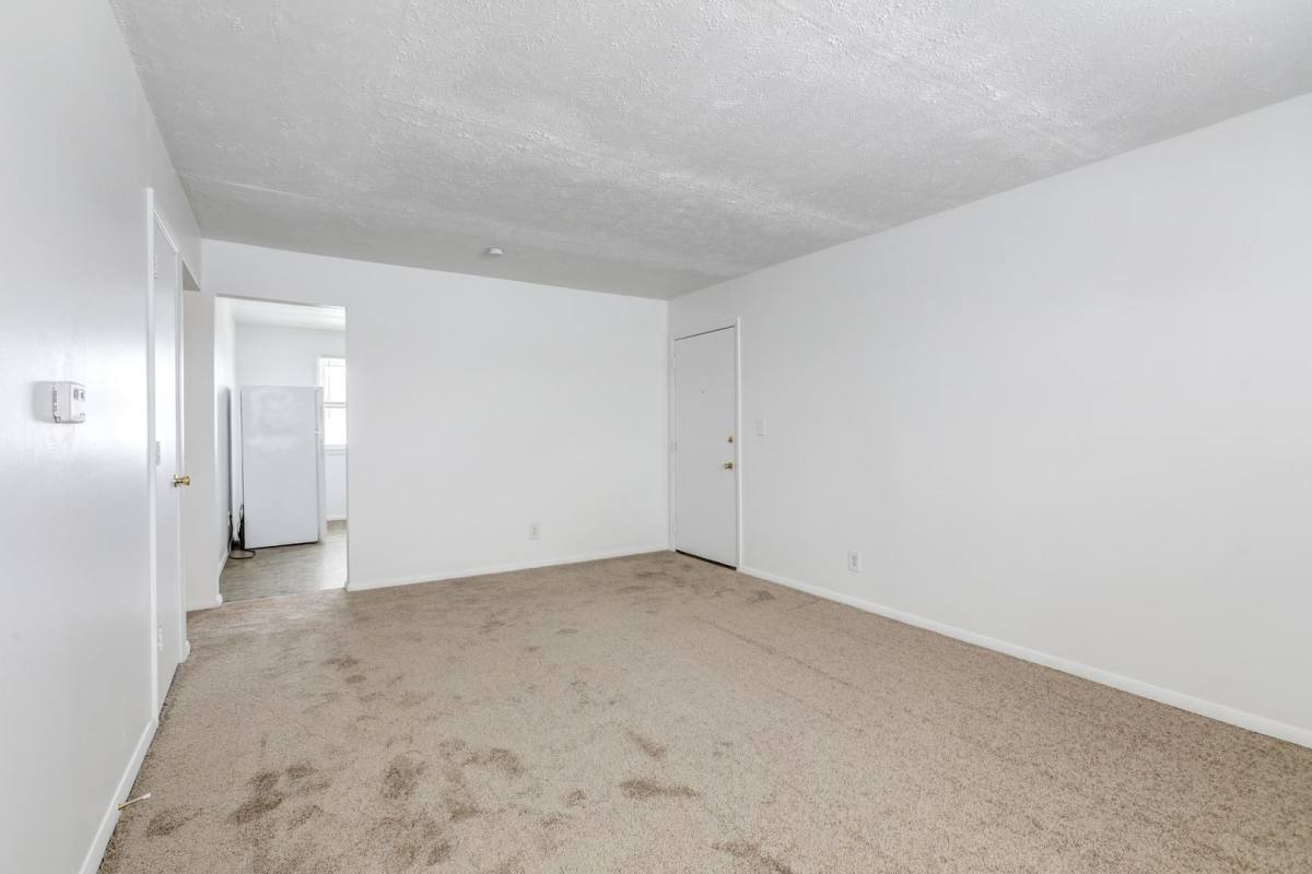 Apartment for rent at 1410 Croxton Ave, Bloomington, IL 61701