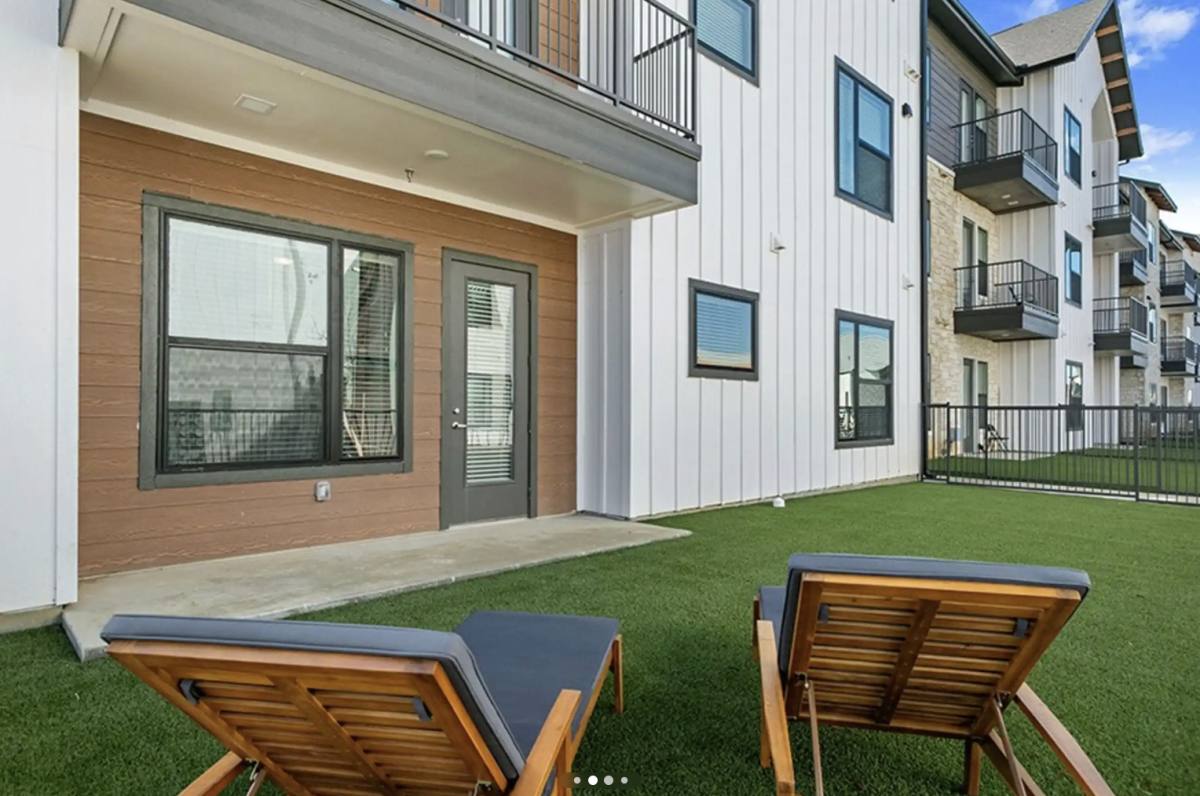 Apartment for rent at 8200 Glenn Day Dr #702, Arlington, TX 76002