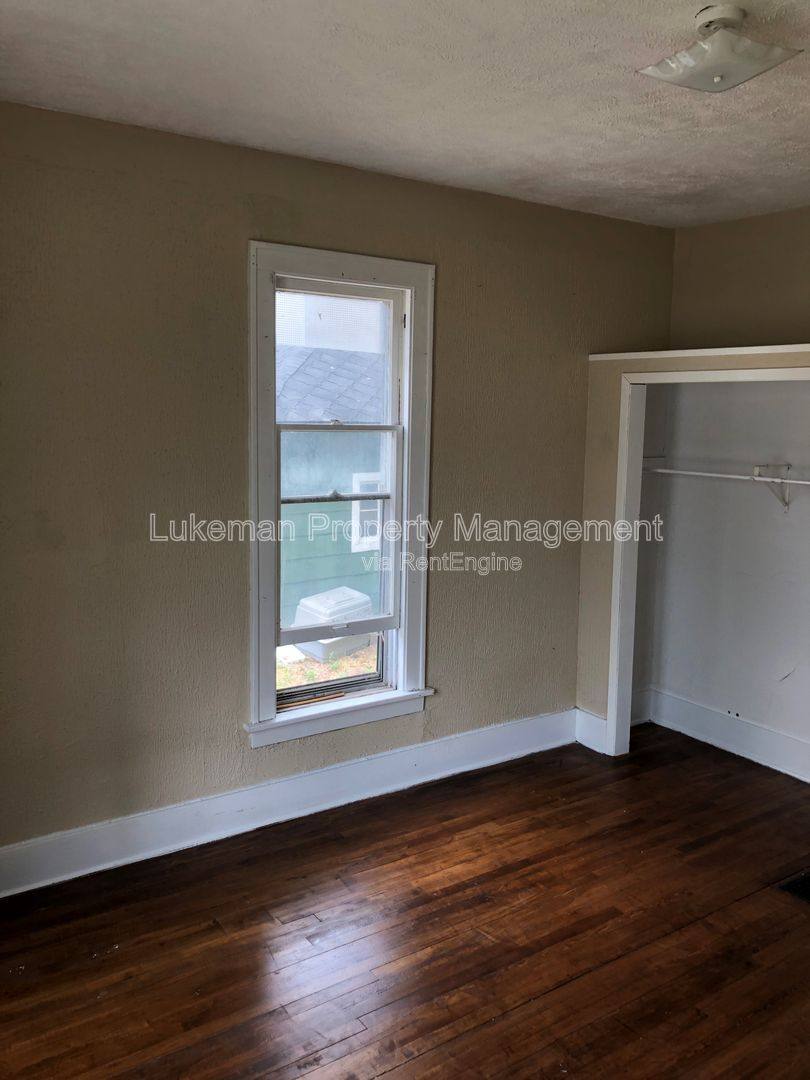 Apartment for rent at 609 Pearl St #1, Kalamazoo, MI 49007
