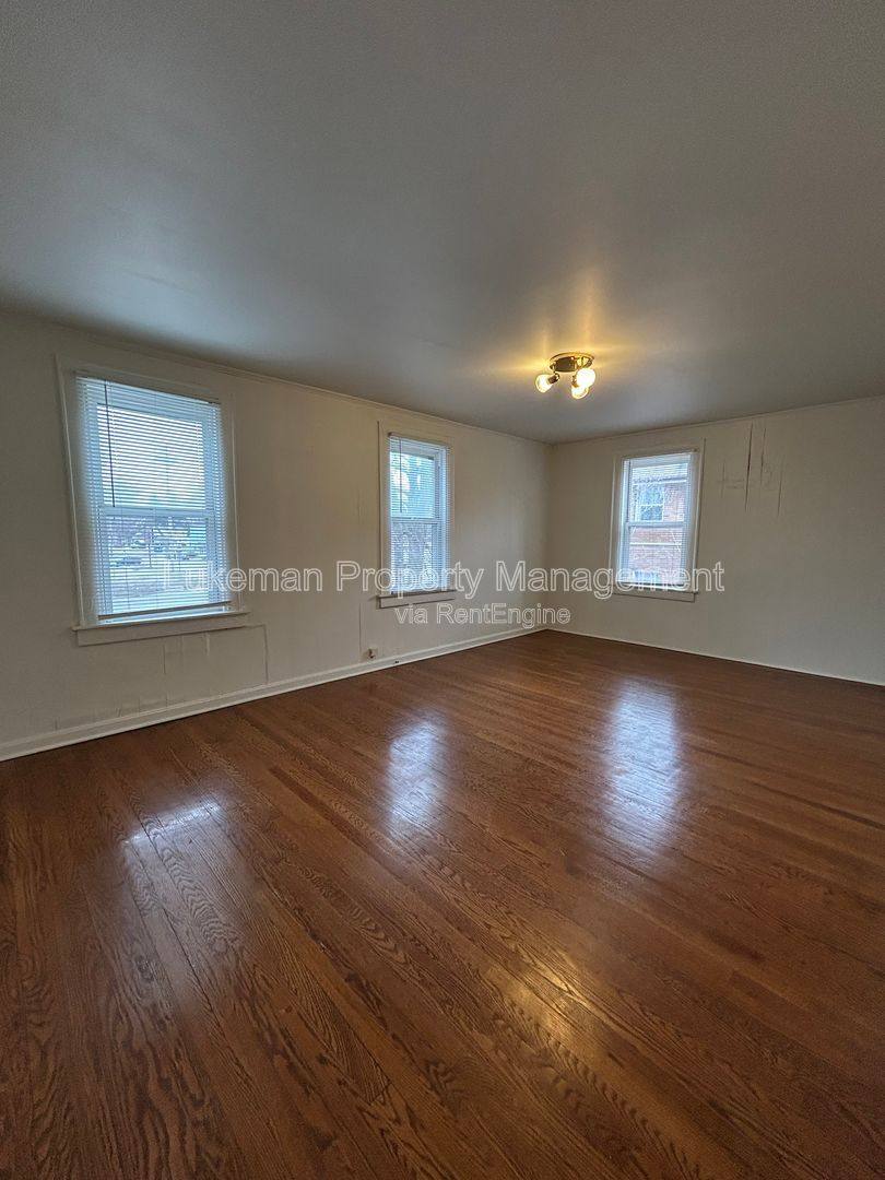 Apartment for rent at 3013 Portage St #2, Kalamazoo, MI 49001