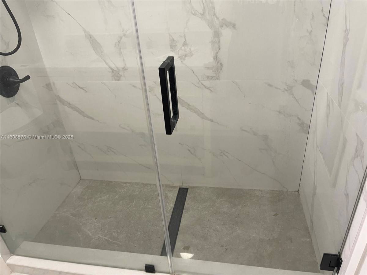 House for rent at 27 NE 49th St, Miami, FL 33137