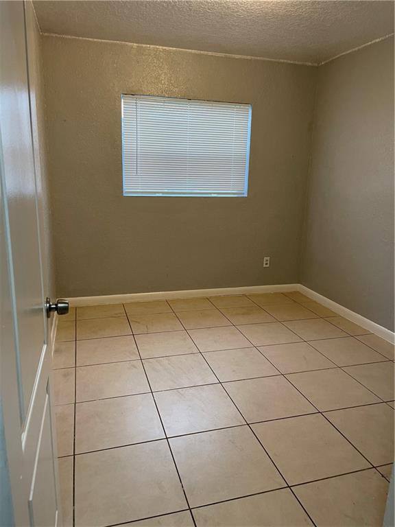 House for rent at 918 NW 24th Ave, Fort Lauderdale, FL 33311