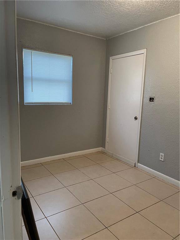 House for rent at 918 NW 24th Ave, Fort Lauderdale, FL 33311