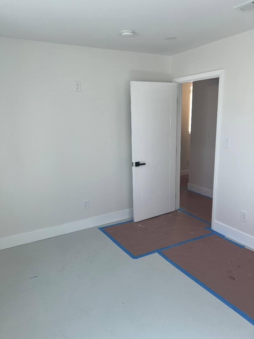 Apartment for rent at 3541 Homeland Dr, Los Angeles, CA 90008