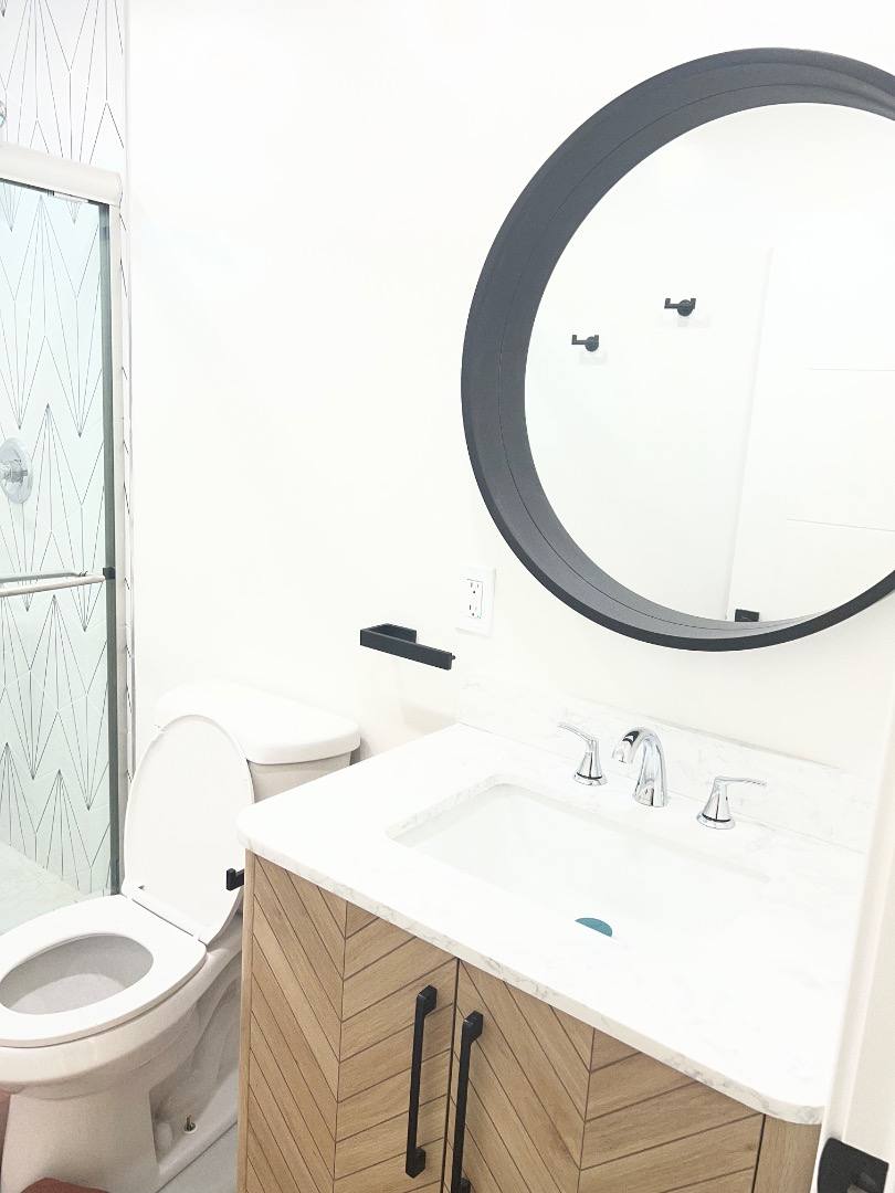 Apartment for rent at 3541 Homeland Dr, Los Angeles, CA 90008