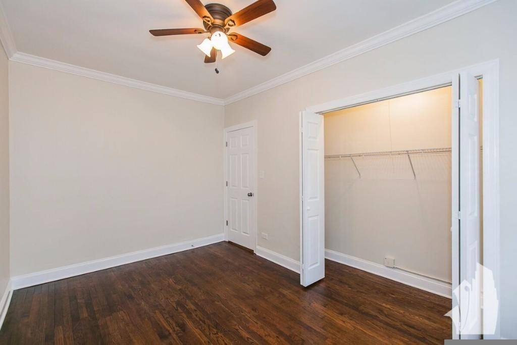 Apartment for rent at 724 W Roscoe St #1S, Chicago, IL 60657