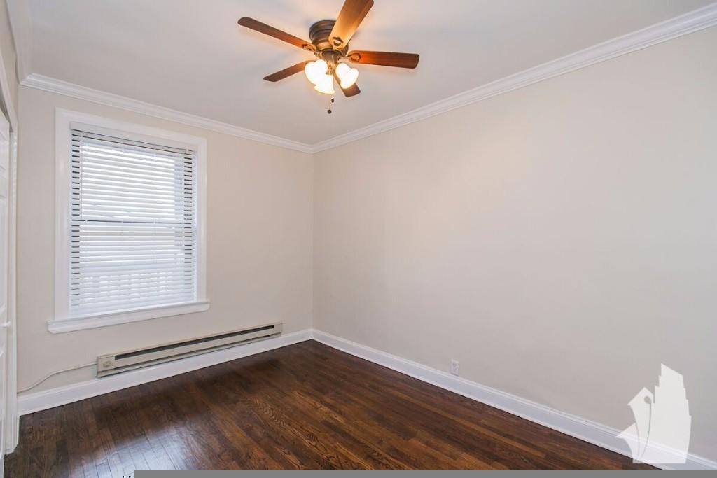 Apartment for rent at 724 W Roscoe St #1S, Chicago, IL 60657