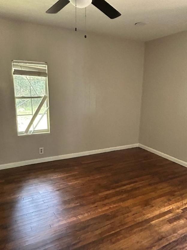 House for rent at 607 W Dallas St, Conroe, TX 77301