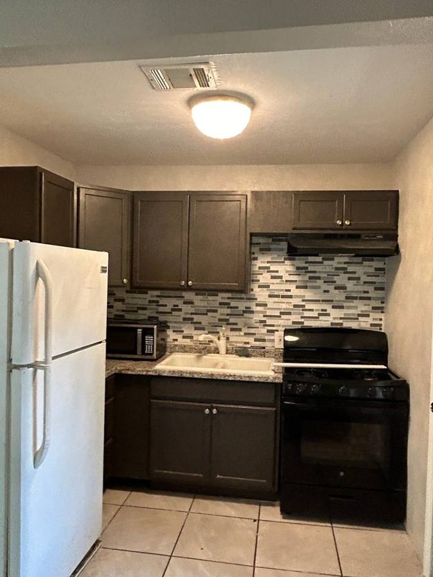 House for rent at 607 W Dallas St, Conroe, TX 77301