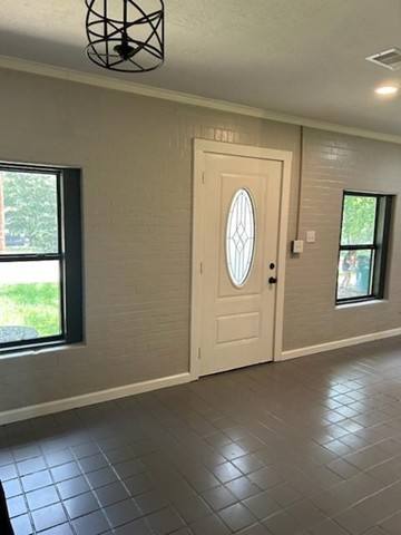 House for rent at 609 W Dallas St, Conroe, TX 77301