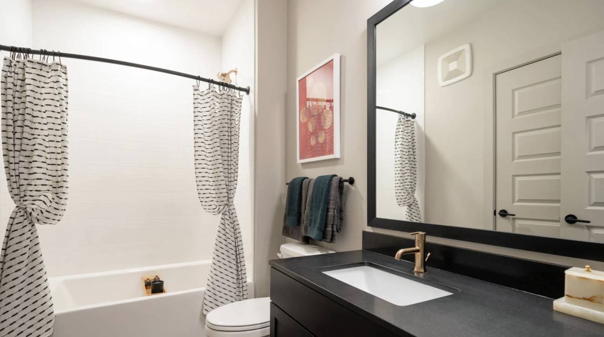 Apartment for rent at 2900 Canton St #444, Dallas, TX 75226