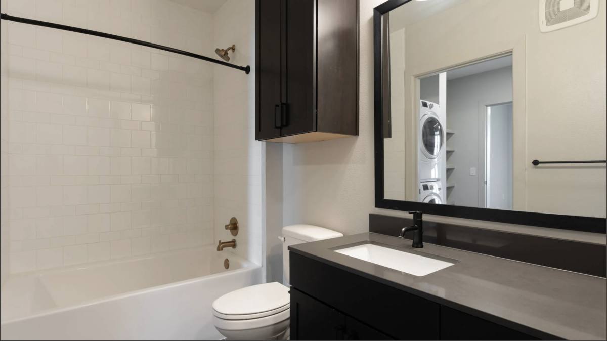 Apartment for rent at 2900 Canton St #444, Dallas, TX 75226