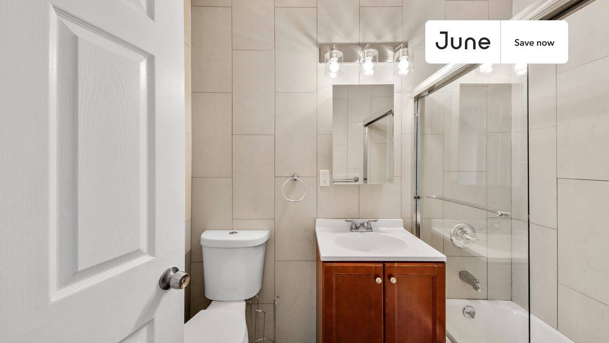 Apartment for rent at 301 E 104th St #1, New York, NY 10029