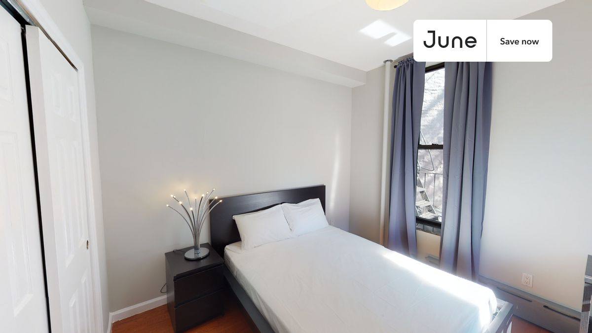 Apartment for rent at 301 E 104th St #1, New York, NY 10029