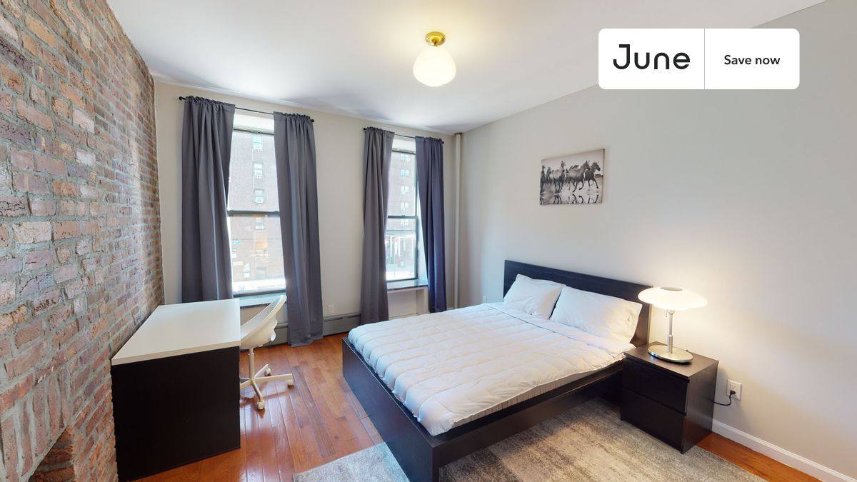 Apartment for rent at 301 E 104th St #1, New York, NY 10029