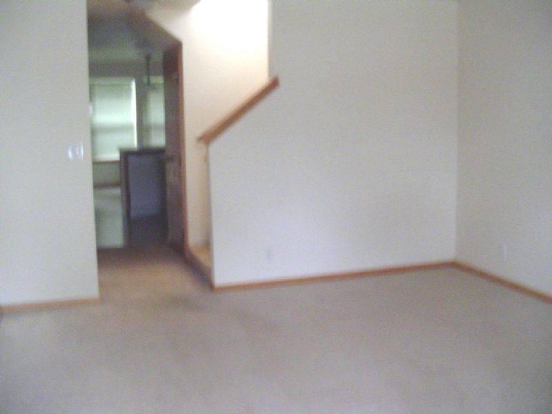 Townhouse for rent at 541 Helen, Eugene, OR 97404