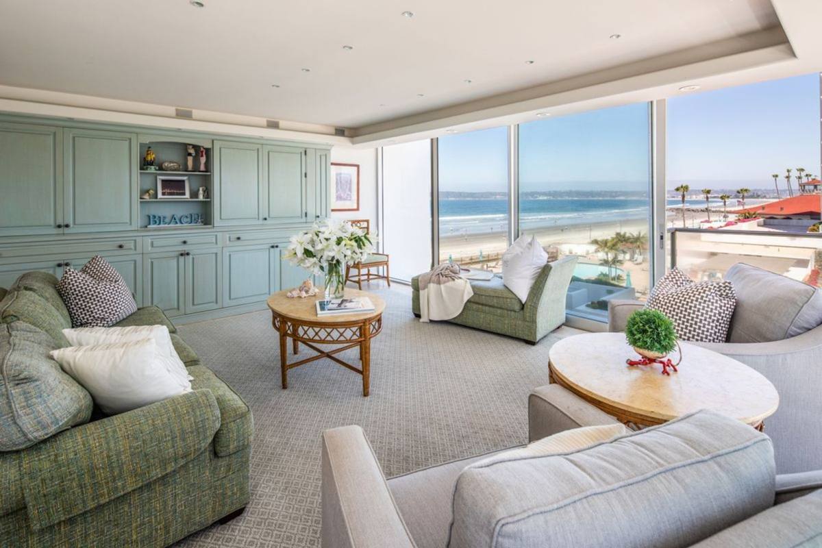 Apartment for rent at 1760 Avenida Del Mundo, Coronado, CA 92118