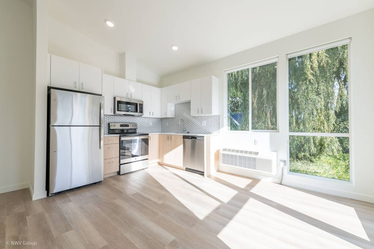 Apartment for rent at 8770 N Willamette, Portland, OR 97203