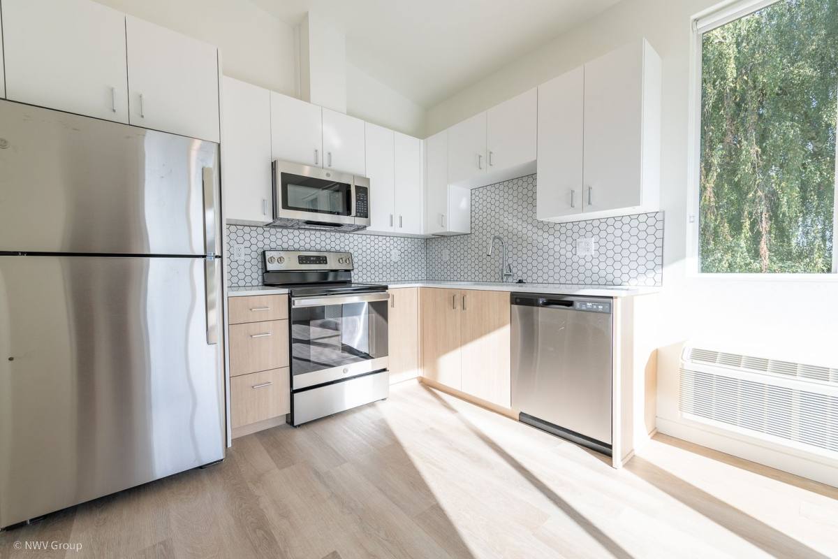Apartment for rent at 8770 N Willamette, Portland, OR 97203