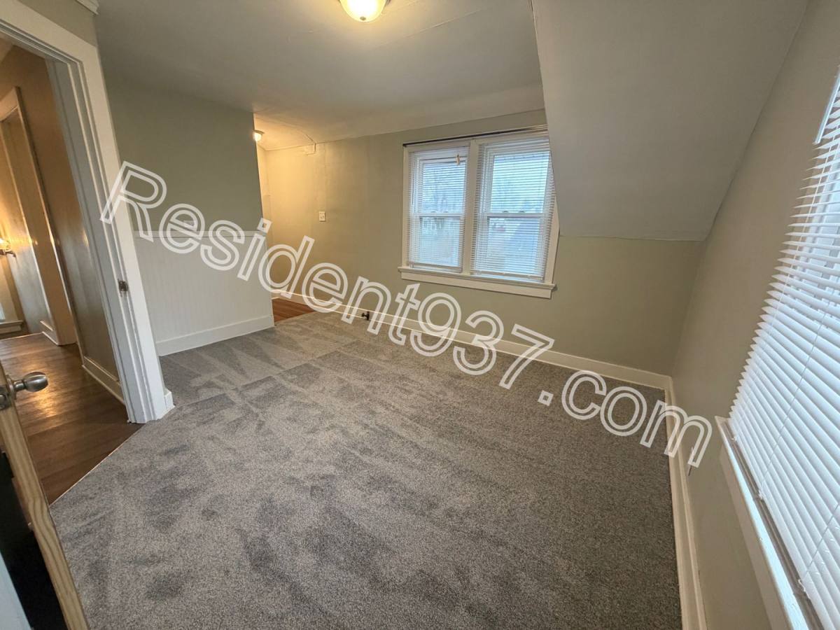 House for rent at 1520 S Smithville, Dayton, OH 45410